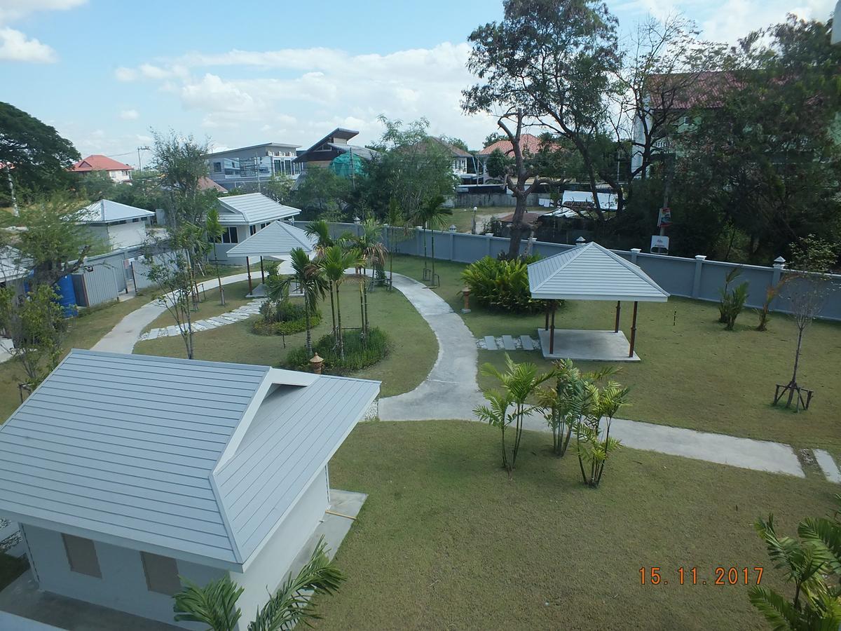 Sukkhamas Pirom Hotel Nakhon Ratchasima Ngoại thất bức ảnh