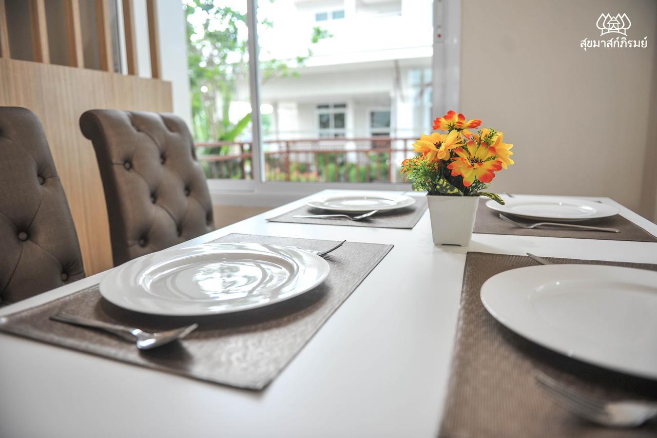 Sukkhamas Pirom Hotel Nakhon Ratchasima Ngoại thất bức ảnh
